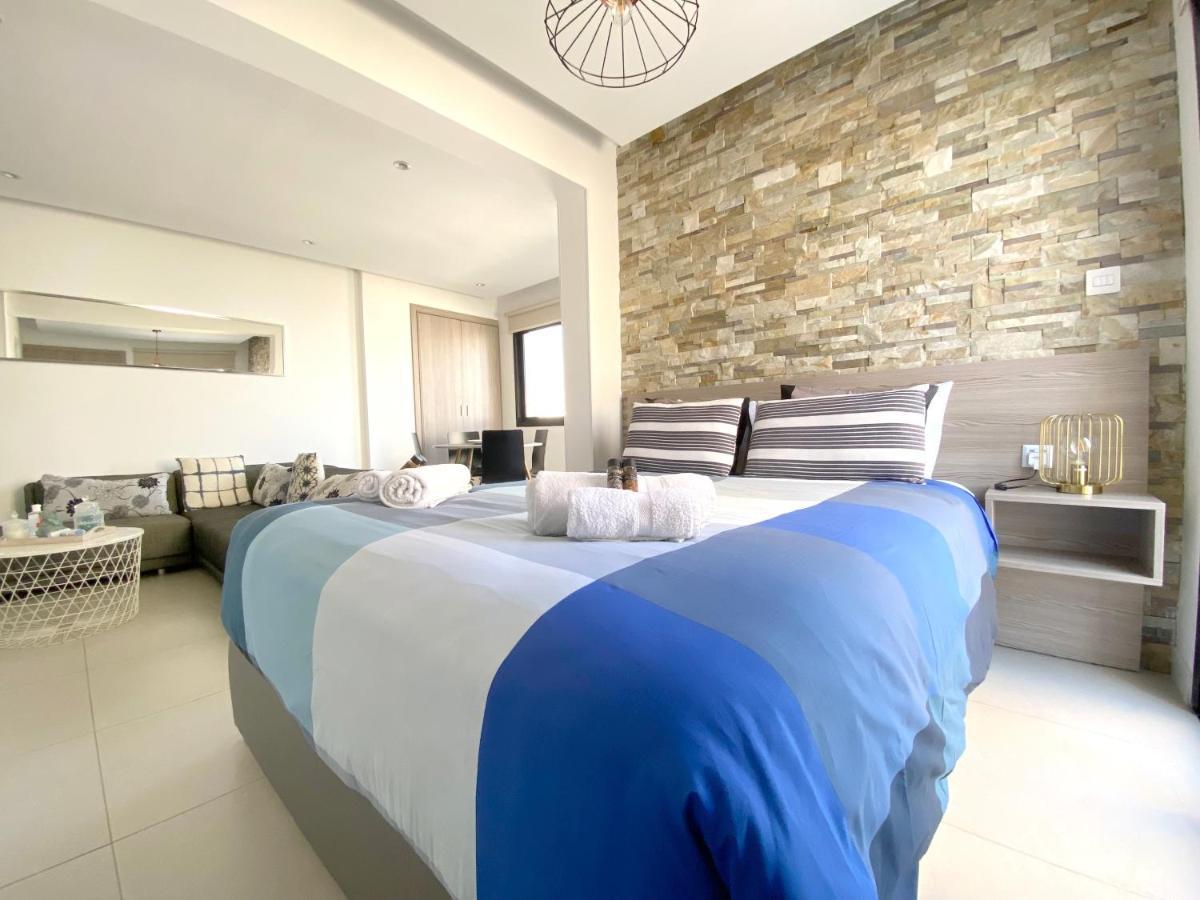 Metro Court Apartment